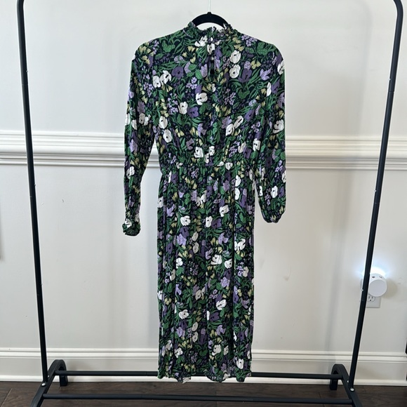 Mark & Spencer print maxi dress in a UK 10 - Picture 3 of 3